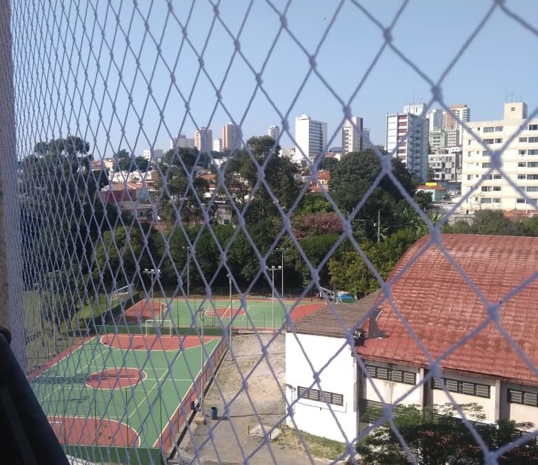 Rede e telas de proteção para sacadas